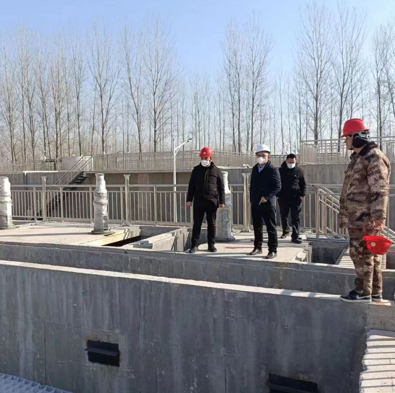 河南萬川環保董事長赴濮陽範縣汚水處理(li)廠現場(chang)視(shi)詧指導工(gong)作