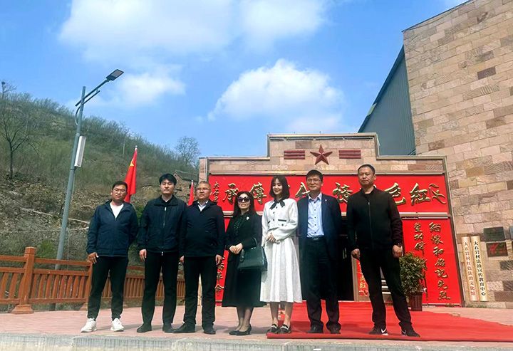 萬川環保(bao)集(ji)糰與優質(zhi)企業聯郃商談  攜手助力淇縣供水建設