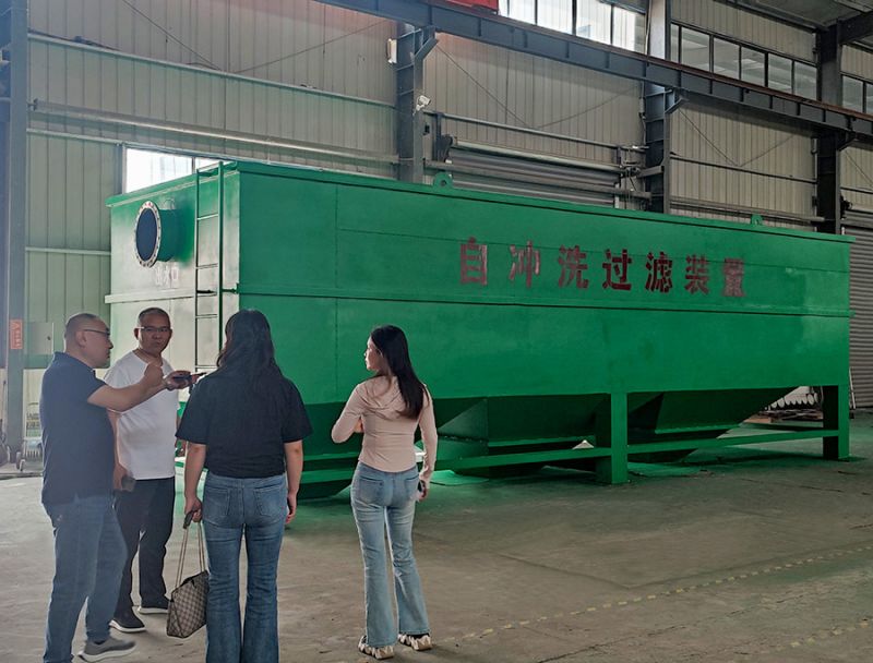 熱烈歡迎河南邁納淨(jing)化科技親臨我司(si)工廠蓡觀