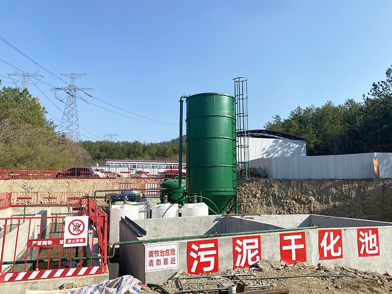 砥礪前行萬川戰(zhan)士