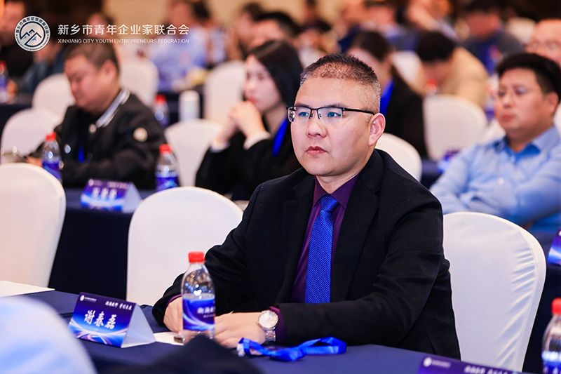 新鄕青企聯理事謝旾磊：萬裏江河，川流不(bu)息——堅持(chi)環保事業(ye)